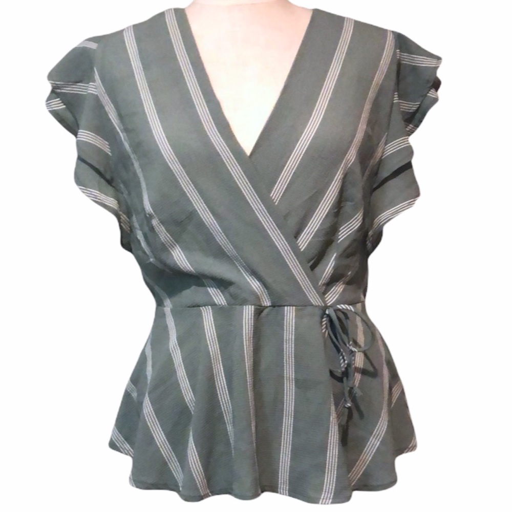 NWT Francesca’s Collection blouse